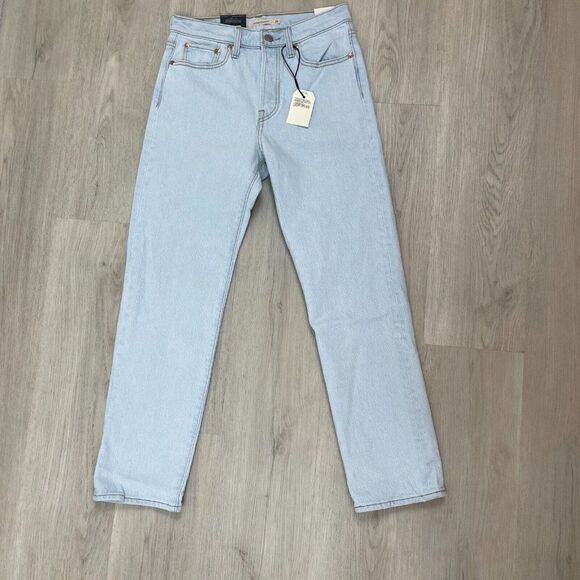 Levis Wedgie Straight Jeans Womens 29x28 Denim Light Wash High Rise 349640147 - Picture 3 of 6